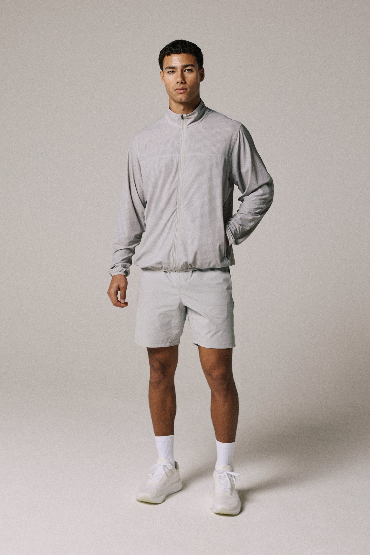 RIPSTOP LIGHTWEIGHT JACKET