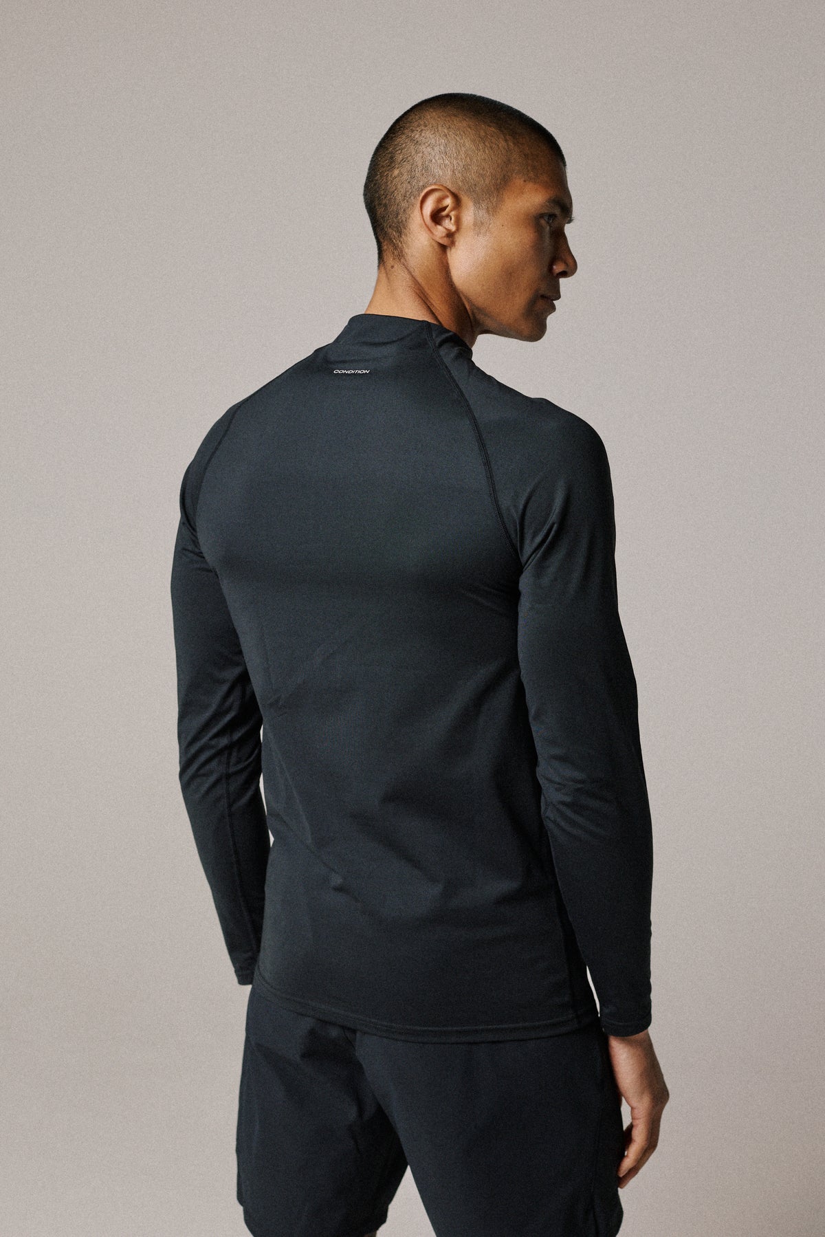 CORE QUARTER ZIP TOP