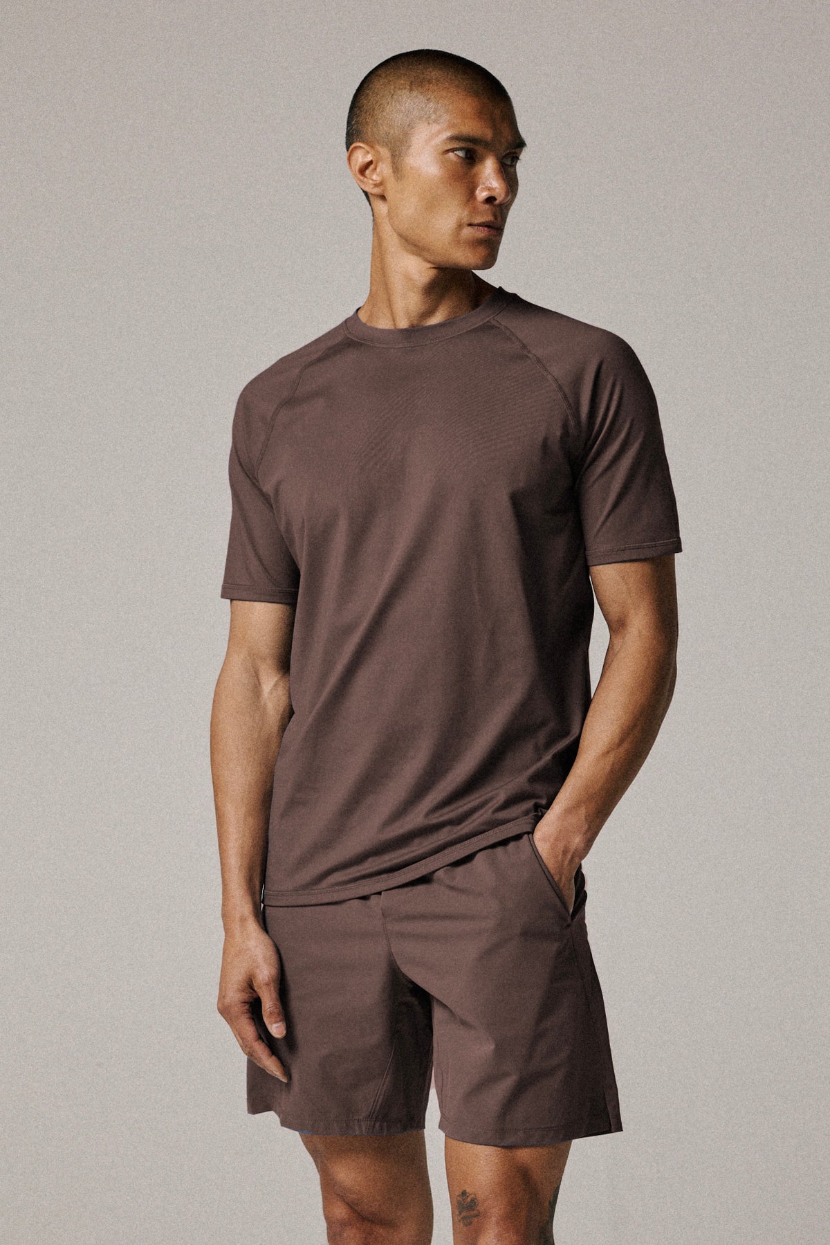 CORE T-SHIRT