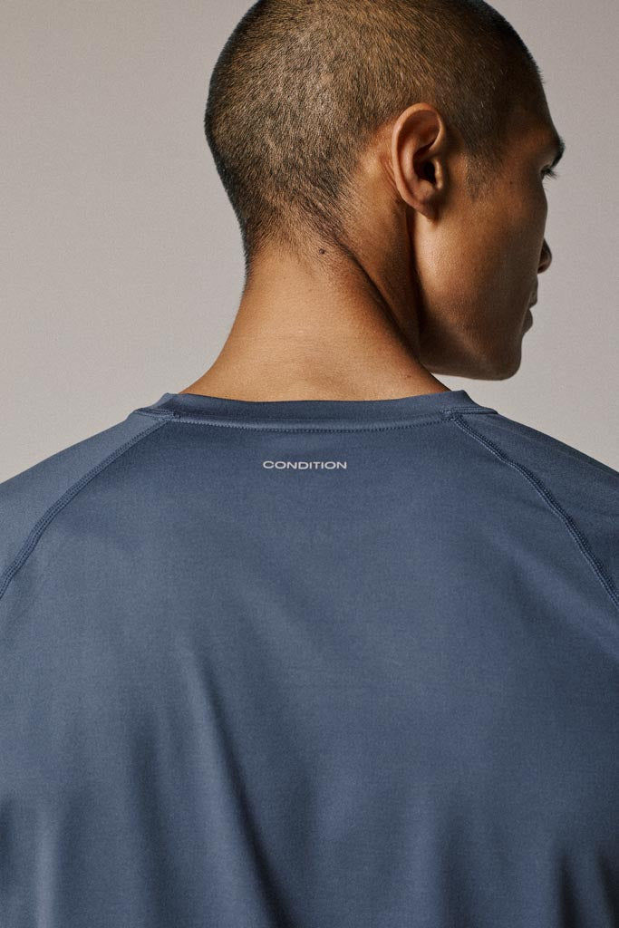 CORE T-SHIRT