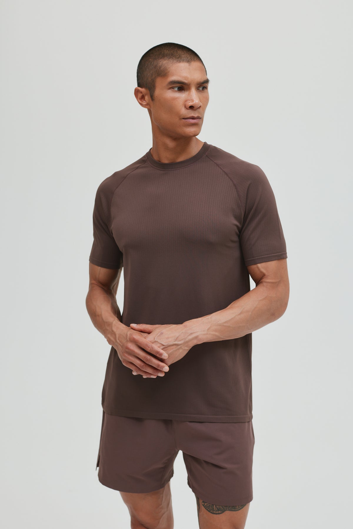 CORE SEAMLESS T-SHIRT