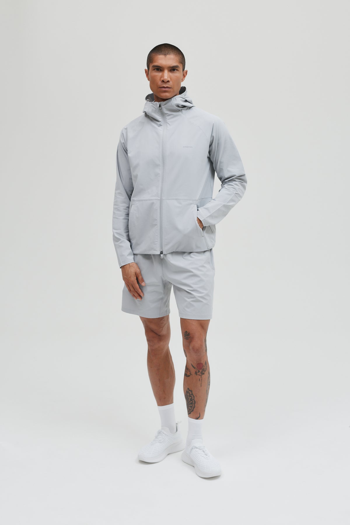 CORE WINDBREAKER