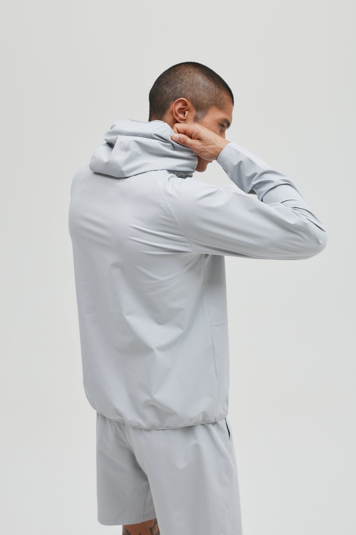 CORE WINDBREAKER