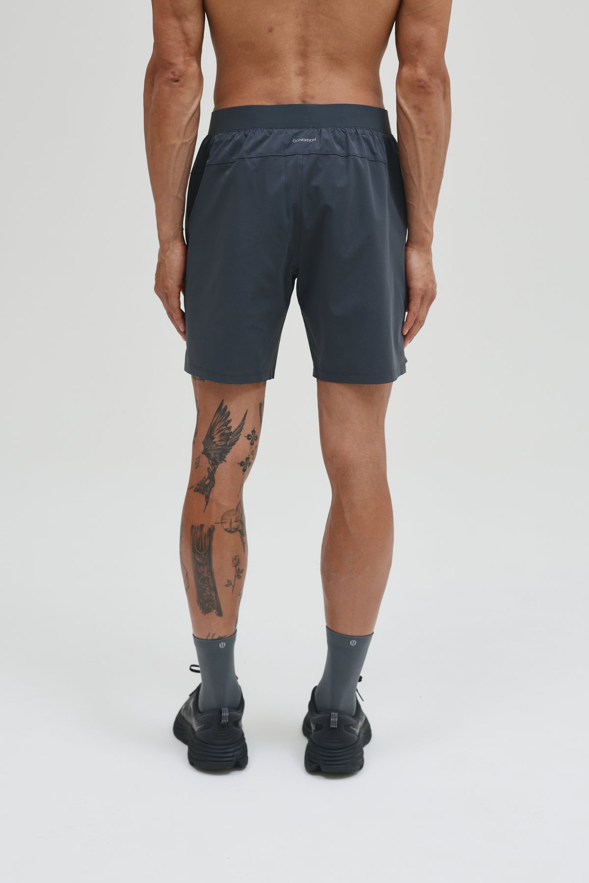 CORE SHORT 7"