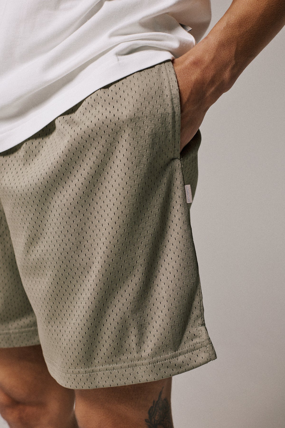 MESH COURT SHORT