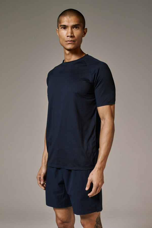 CORE T-SHIRT