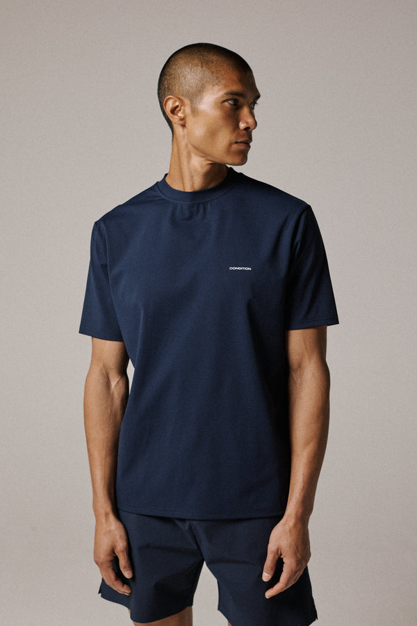 EVERYDAY SHORT + T-SHIRT