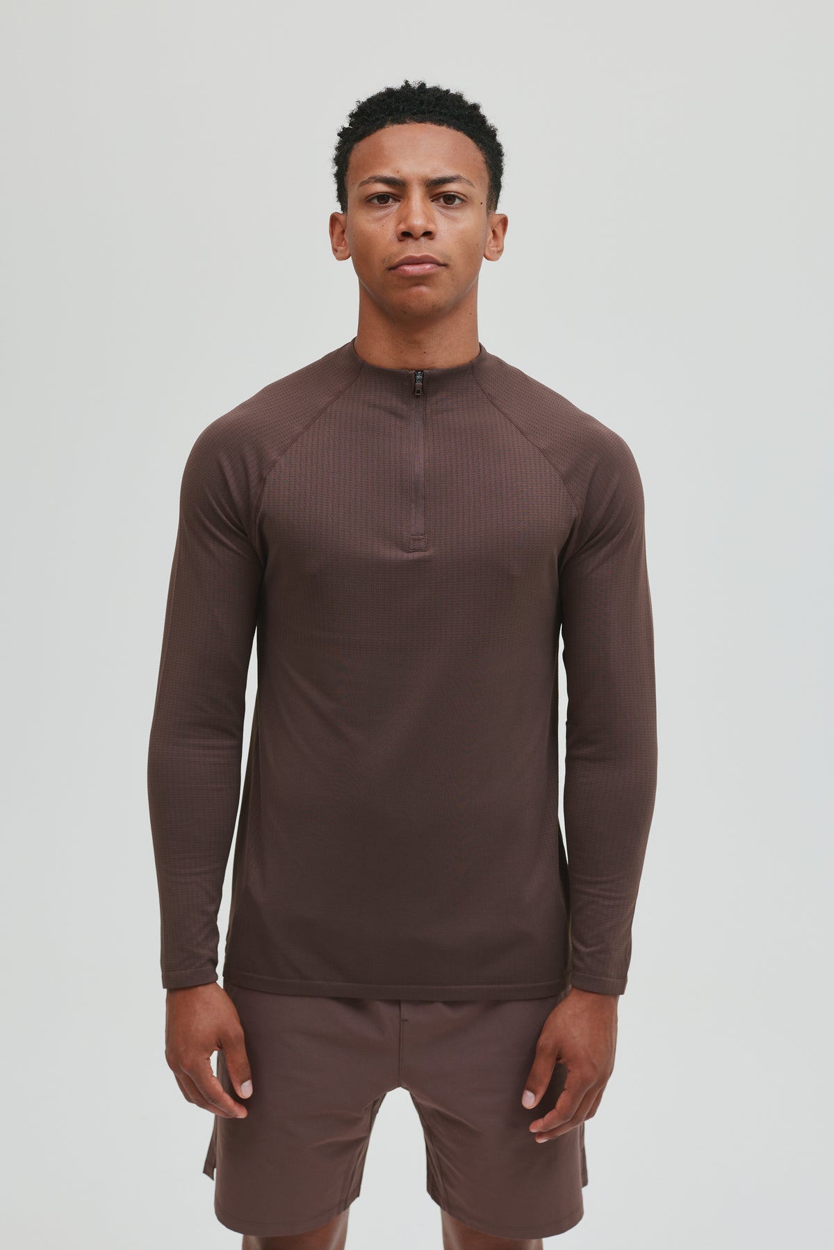 CORE SHORT + QUARTER ZIP