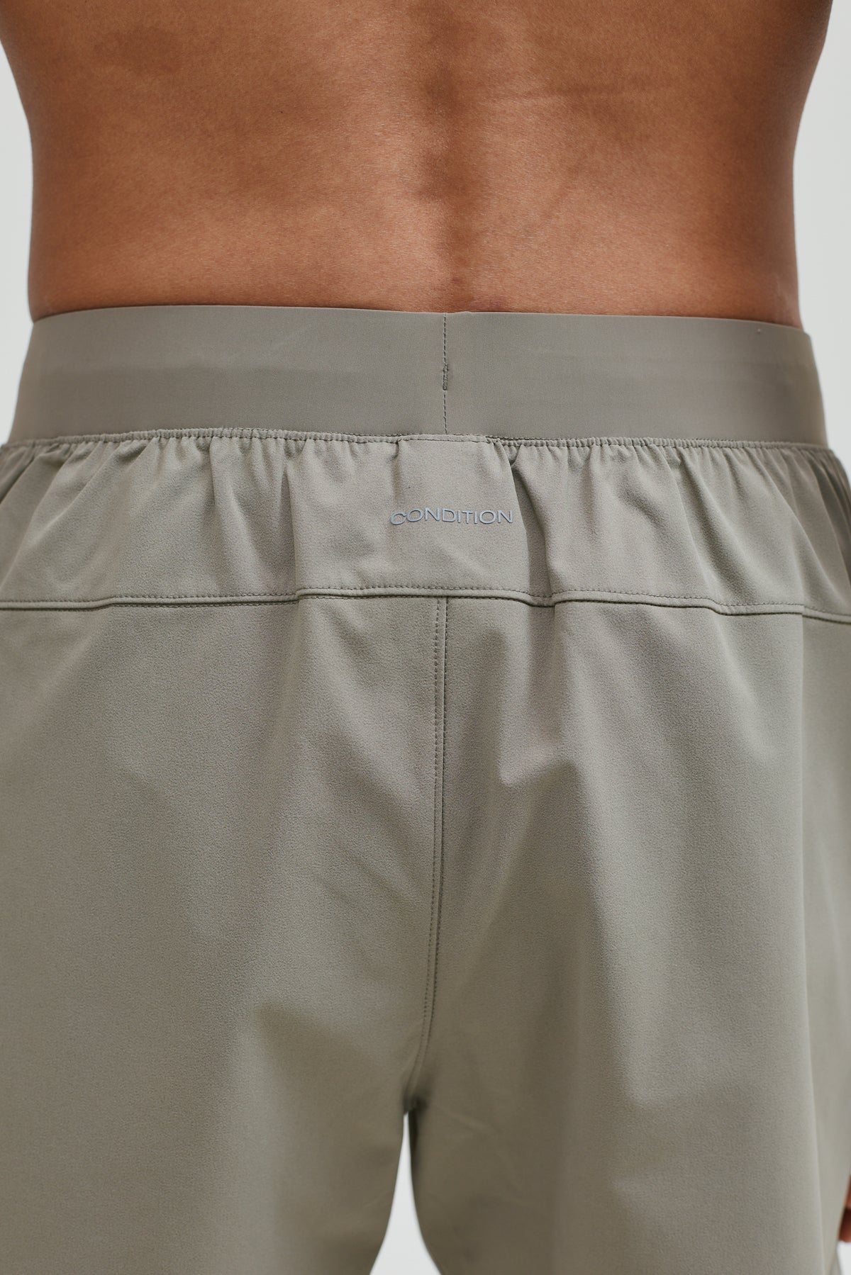 CORE SHORT 7"