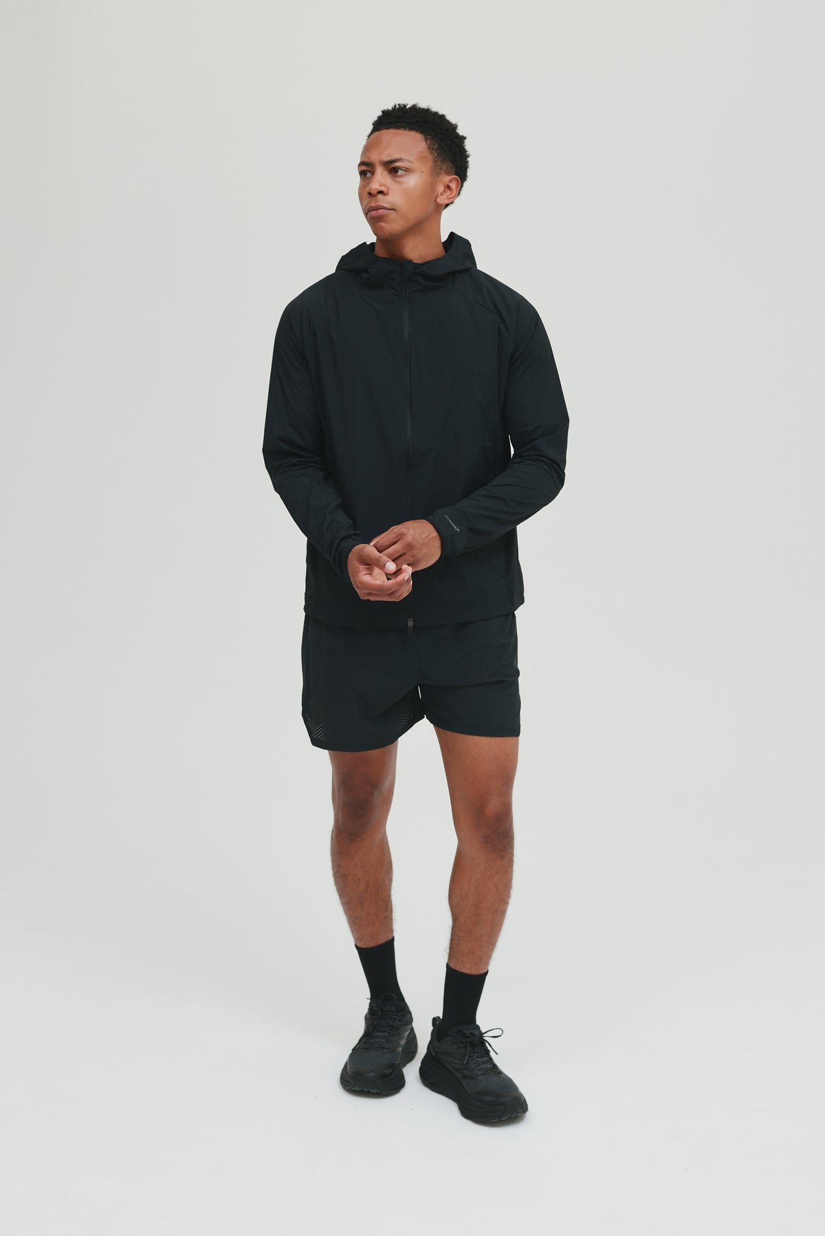 AERO WINDBREAKER
